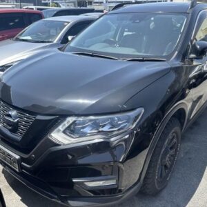 2017 Nissan X-Trail black gasoline used car Japan export
