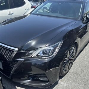 2017 Toyota Crown Hybrid black gasoline used car Japan export
