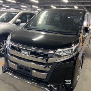2019 Toyota Noah black gasoline used car Japan export