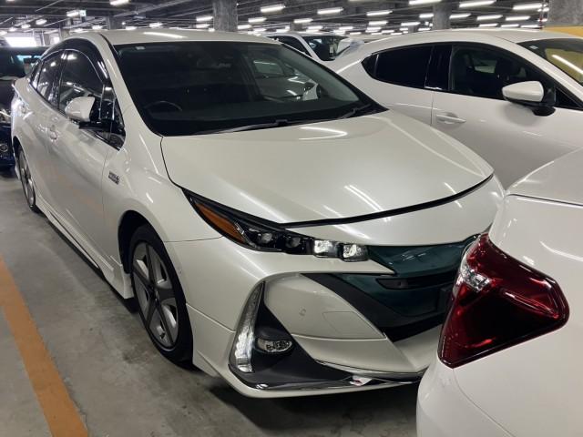 Ref:AUX-24090651 TOYOTA PRIUS PHV 2017 2 Ref:AUX-24090651 TOYOTA PRIUS PHV 2017 - Image 2