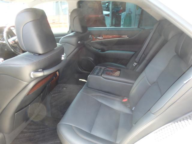 Ref:AUX-24090999 TOYOTA CROWN MAJESTA 2015 18 Ref:AUX-24090999 TOYOTA CROWN MAJESTA 2015 - Image 18