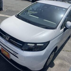 2025 Honda Freed pearl gasoline used car Japan export