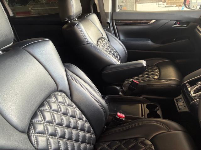 Ref:AUX-24095422 TOYOTA ALPHARD 2020 11 Ref:AUX-24095422 TOYOTA ALPHARD 2020 - Image 11