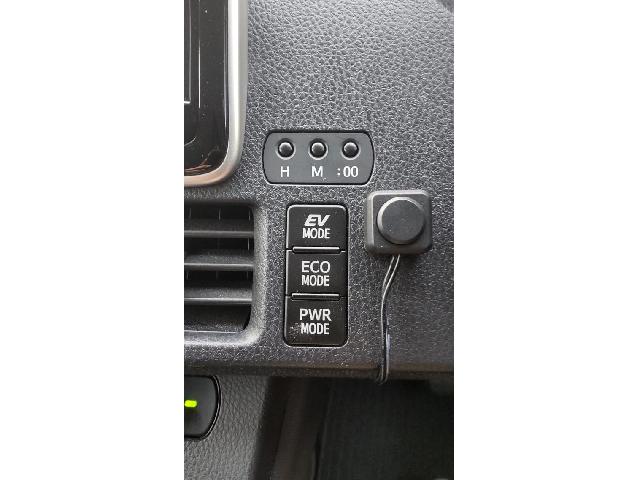 Ref:AUX-24095568 TOYOTA VOXY 2014 18 Ref:AUX-24095568 TOYOTA VOXY 2014 - Image 18