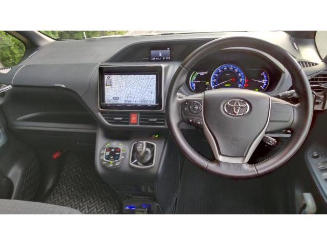 Ref:AUX-24095568 TOYOTA VOXY 2014 6 Ref:AUX-24095568 TOYOTA VOXY 2014 - Image 6