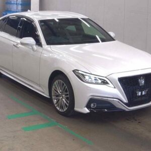 2021 Toyota Crown Hybrid pearl gasoline used car Japan export