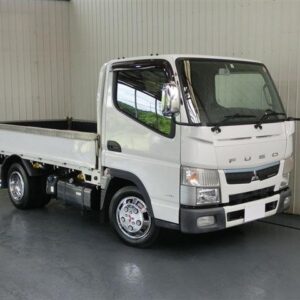 2017 Mitsubishi Fuso Canter white diesel used car Japan export