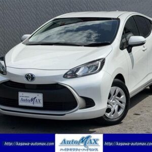 2024 Toyota Aqua pearl gasoline used car Japan export