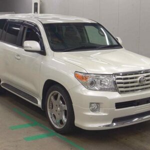 2015 Toyota Land Cruiser pearl gasoline used car Japan export