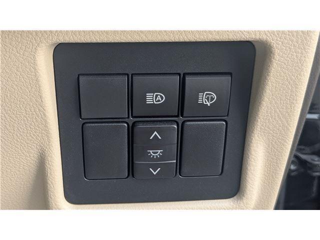 Ref:AUX-24095796 TOYOTA LAND CRUISER PRADO 2022 17 Ref:AUX-24095796 TOYOTA LAND CRUISER PRADO 2022 - Image 17