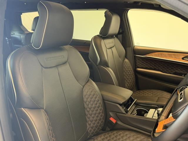 Ref:AUX-24096040 CHRYSLER JEEP JEEP GRAND CHEROKEE L 2024 4 Ref:AUX-24096040 CHRYSLER JEEP JEEP GRAND CHEROKEE L 2024 - Image 4