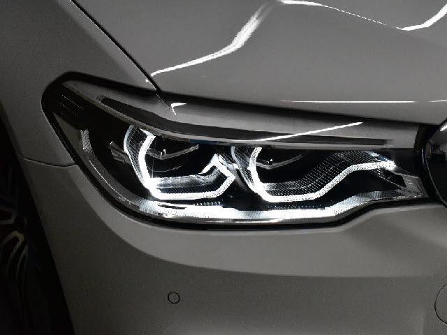 Ref:AUX-24100133 BMW 5 SERIES 2017 5 Ref:AUX-24100133 BMW 5 SERIES 2017 - Image 5