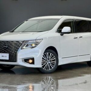 2025 Nissan Elgrand pearl gasoline used car Japan export