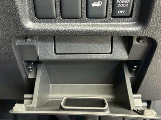 Ref:AUX-24104569 NISSAN ELGRAND 2025 6 Ref:AUX-24104569 NISSAN ELGRAND 2025 - Image 6