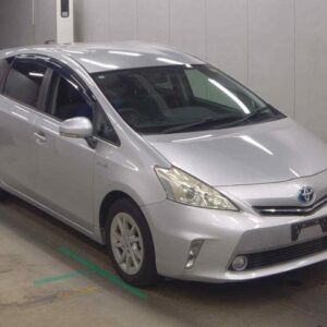2011 Toyota Prius Alpha silver gasoline used car Japan export