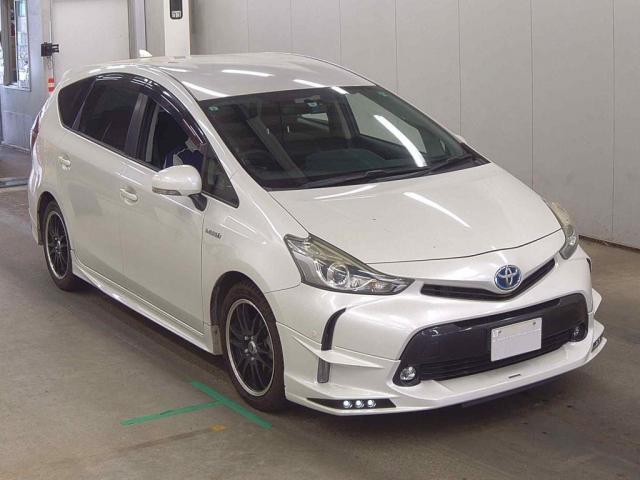 Ref:AUX-24104757 TOYOTA PRIUS ALPHA 2015 5 Ref:AUX-24104757 TOYOTA PRIUS ALPHA 2015 - Image 5