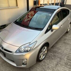 2010 Toyota Prius silver hybrid used car Japan export