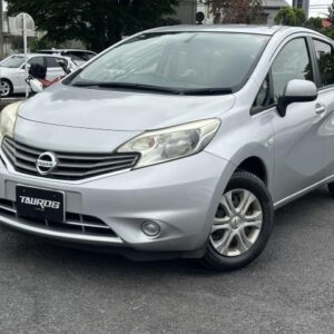 2013 Nissan Note silver gasoline used car Japan export