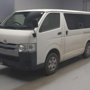 2018 Toyota Hiace Van white diesel used car Japan export