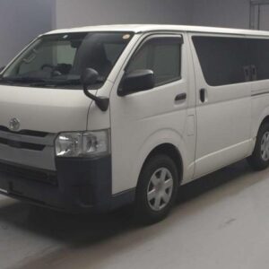 2018 Toyota Hiace Van white gasoline used car Japan export