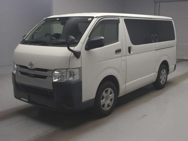 Ref:AUX-24113098 TOYOTA HIACE VAN 2018 1 2018 Toyota Hiace Van white gasoline used car Japan export