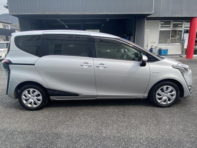 Ref:AUX-24117140 TOYOTA SIENTA 2018 4 Ref:AUX-24117140 TOYOTA SIENTA 2018 - Image 4