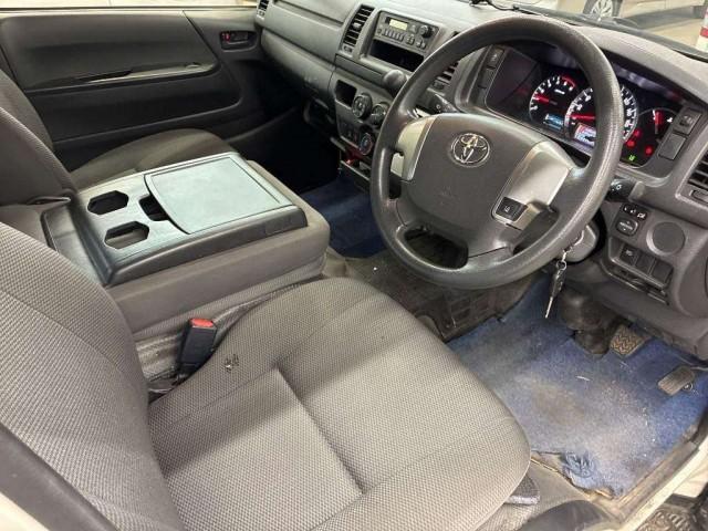 Ref:AUX-24117230 TOYOTA REGIUS ACE VAN 2018 4 Ref:AUX-24117230 TOYOTA REGIUS ACE VAN 2018 - Image 4