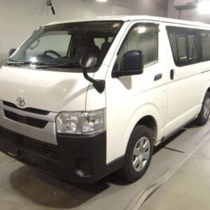 2022 Toyota Hiace Van white diesel used car Japan export