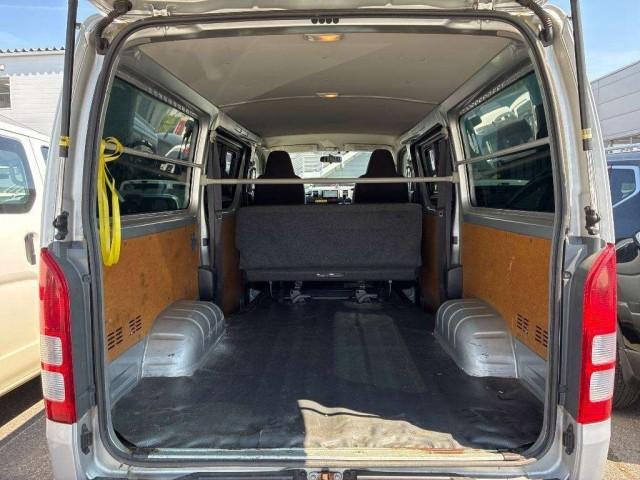 Ref:AUX-24117415 TOYOTA HIACE VAN 2017 3 Ref:AUX-24117415 TOYOTA HIACE VAN 2017 - Image 3