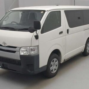 2015 Toyota Hiace Van white diesel used car Japan export