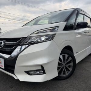 2017 Nissan Serena pearl hybrid used car Japan export
