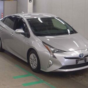 2016 Toyota Prius silver gasoline used car Japan export