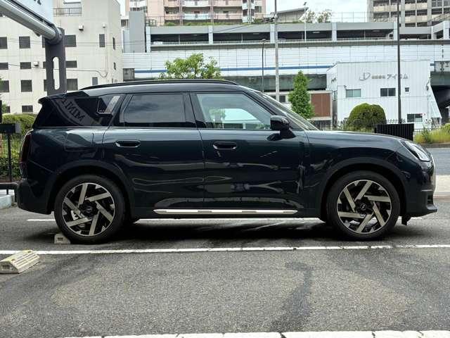 Ref:AUX-24121653 MINI MINI 2024 8 Ref:AUX-24121653 MINI MINI 2024 - Image 8