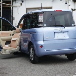 2015 Toyota Sienta blue gasoline used car Japan export