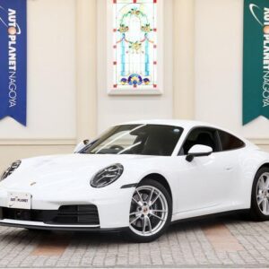 2025 Porsche 911 white gasoline used car Japan export