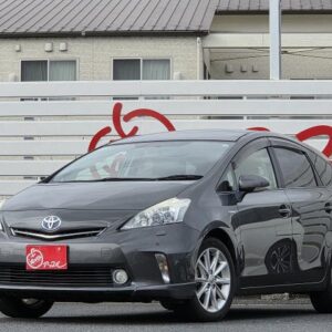 2011 Toyota Prius Alpha gray gasoline used car Japan export