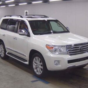 2013 Toyota Land Cruiser pearl gasoline used car Japan export