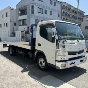 2018 Mitsubishi Fuso Canter white diesel used car Japan export