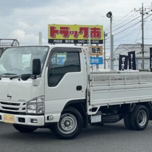 2021 Nissan Atlas Truck white diesel used car Japan export