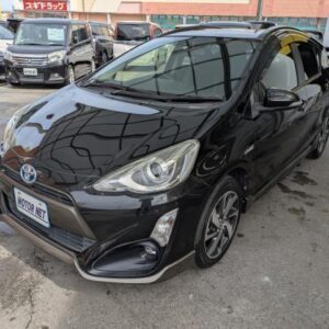 2015 Toyota Aqua black hybrid used car Japan export