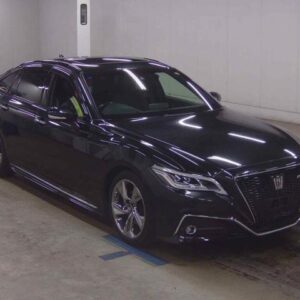 2018 Toyota Crown black gasoline used car Japan export