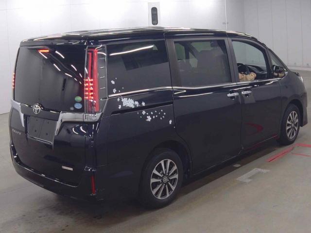 Ref:AUX-24155273 TOYOTA ESQUIRE 2020 5 Ref:AUX-24155273 TOYOTA ESQUIRE 2020 - Image 5