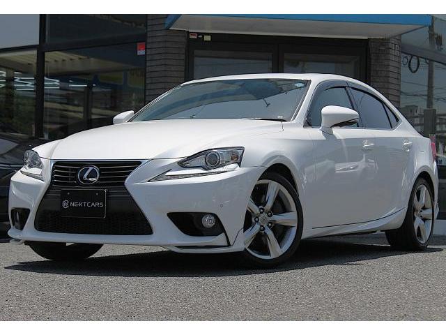 Ref:AUX-24155661 LEXUS IS 2013 1 2013 Lexus Is white gasoline used car Japan export
