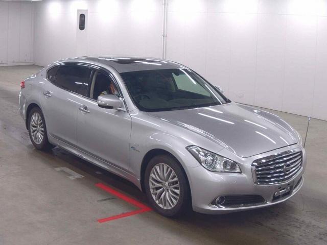 Ref:AUX-24155781 NISSAN CIMA 2014 1 2014 Nissan Cima silver gasoline used car Japan export