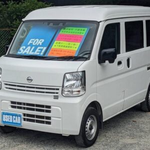 2022 Nissan Nv100Clipper Van white gasoline used car Japan export