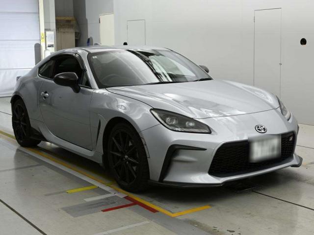 Ref:AUX-24160295 TOYOTA GR86 2024 1 2024 Toyota Gr86 silver gasoline used car Japan export