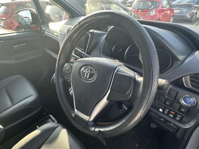 Ref:AUX-24160365 TOYOTA ESQUIRE 2015 7 Ref:AUX-24160365 TOYOTA ESQUIRE 2015 - Image 7