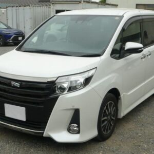 2016 Toyota Noah pearl gasoline used car Japan export
