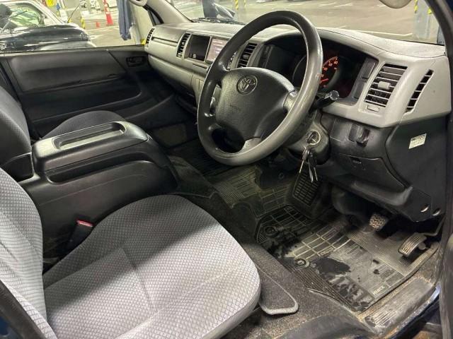 Ref:AUX-24160665 TOYOTA HIACE COMMUTER 2013 4 Ref:AUX-24160665 TOYOTA HIACE COMMUTER 2013 - Image 4