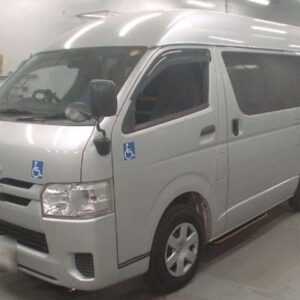 2020 Toyota Hiace Van silver gasoline used car Japan export